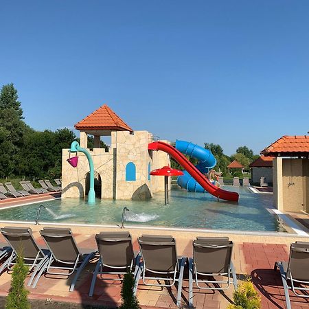 Termal Hotel Vesta Tapioszecso ภายนอก รูปภาพ