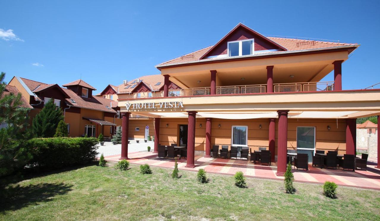 Termal Hotel Vesta Tapioszecso ภายนอก รูปภาพ