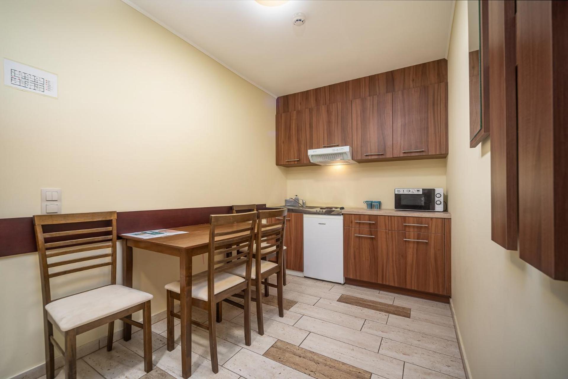 Termal Hotel Vesta Tapioszecso ภายนอก รูปภาพ