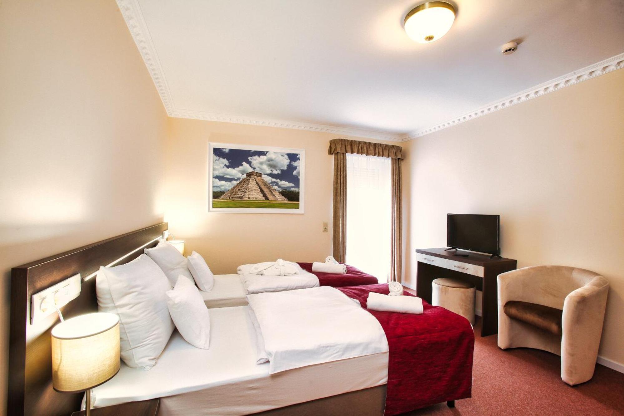 Termal Hotel Vesta Tapioszecso ภายนอก รูปภาพ